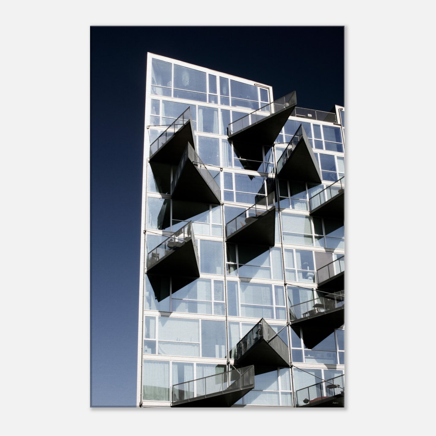 1aa5b480-2227-4d13-80f5-94a282300db7