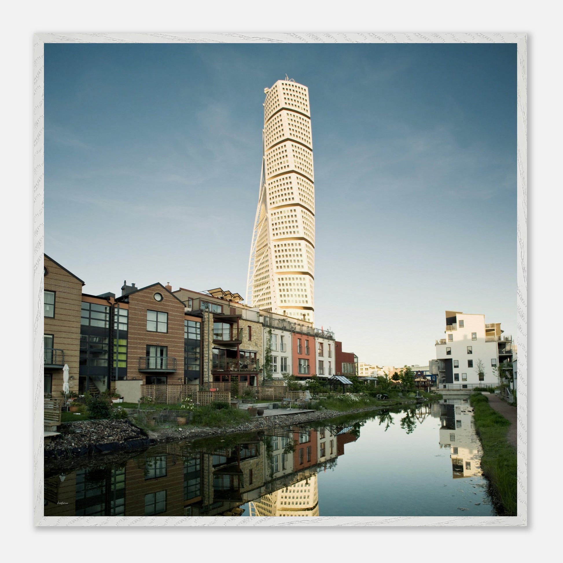 23fde4b6-9853-4fcf-a559-ea3f5d79876f