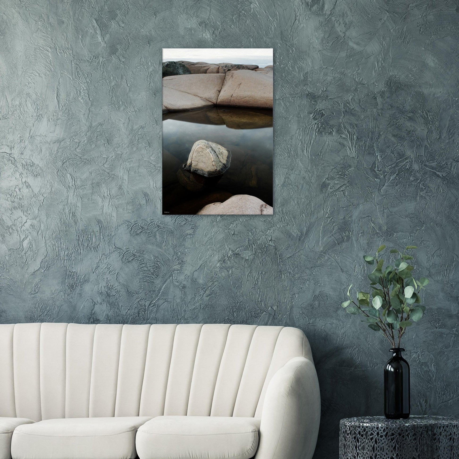 e9f04042-3d94-43df-8575-2336df7e0cab