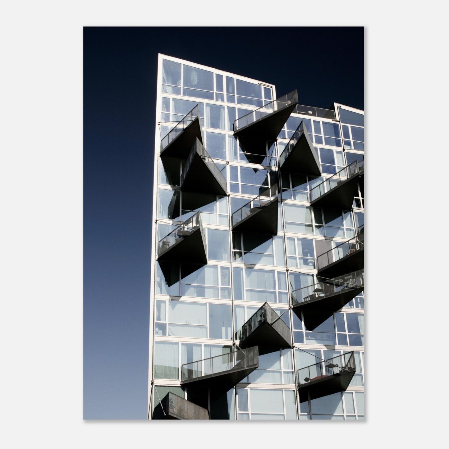 ee54a85b-b813-43dd-b536-6e9e07d6ec9e